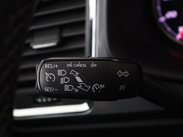 Seat ATECA 1.0 EcoTSI Style | Navigatie | Climate control | Cruise control | Parkeerhulp | Bluetooth