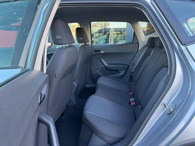 Seat Arona 1.0 EcoTSI Style / NIEUWE AUTO 2024 OP KENTEKEN /