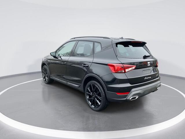 Seat Arona FR Business Connect 1.0 70 kW / 95 pk EcoTSI SUV 5 versnelling Hand. | Black Pakket | 18'' lichtmetalen velgen | 3000,- inruilbonus!