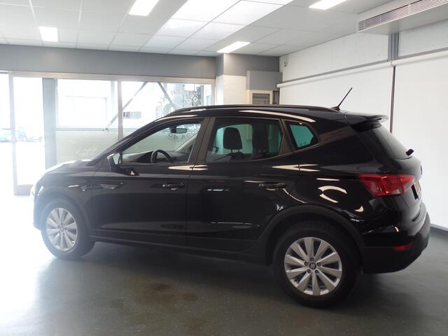 Seat Arona 1.0 TSI Style Business Intense, Apple carplay, Clima controle, Elek ramen, Cruise controle, Pdc, Lm velgen 16'', Prive glas, 81.000km!! Bovag afleverpakket 695,-