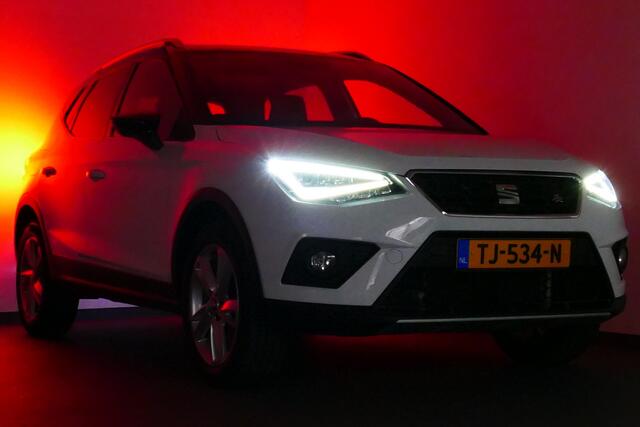 Seat Arona 1.0 TSI FR. Bi Tone, Camera, Navi, Clima, Cruise, Led Koplampen, 17"LMV