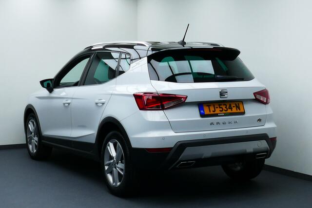 Seat Arona 1.0 TSI FR. Bi Tone, Camera, Navi, Clima, Cruise, Led Koplampen, 17"LMV