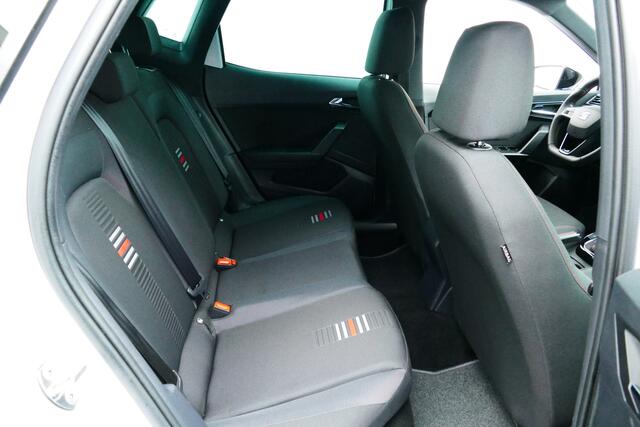 Seat Arona 1.0 TSI FR. Bi Tone, Camera, Navi, Clima, Cruise, Led Koplampen, 17"LMV
