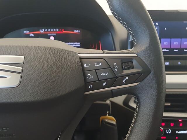 Seat Arona 1.0 EcoTSI 95pk Style Camera, Parkeer assistent, Cruise control