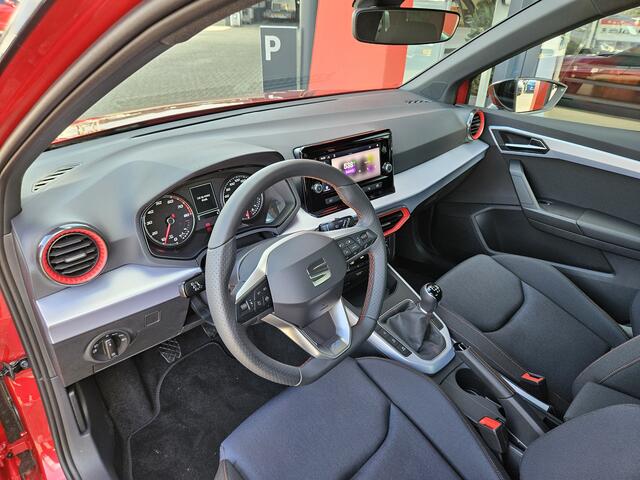 Seat Arona 1.0 TSI FR / FULL LED /