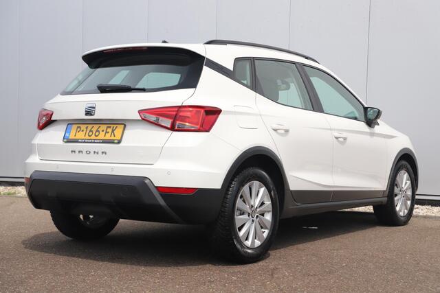 Seat Arona 1.0 TSI Style Business Intense Plus Automaat DSG 16 inch Carplay Android Navigatie Stoelverwarming Clima Cruise Control