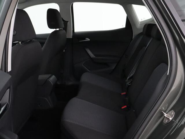 Seat Arona 1.0 TSI Style | Carplay | Full LED | Climate control | Parkeerhulp | Cruise control | Bluetooth | DAB