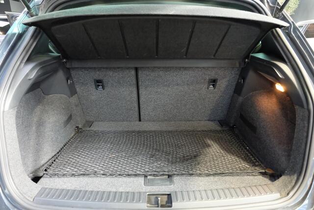 Seat Arona 1.0 TSI FR Business Intense / Navi / Camera / Stoelverwarming