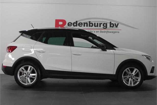 Seat Arona 1.5 TSI EVO FR Business Intense - Camera / ACC / Carplay / Dodehoek