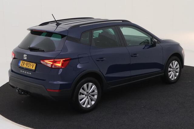 Seat Arona 1.0 TSI Style Business Intense / AUTOMAAT/ TREKHAAK/ CAMERA/ PARK. SENSOREN/ FULL LINK/ NAVI/ 16" LMV