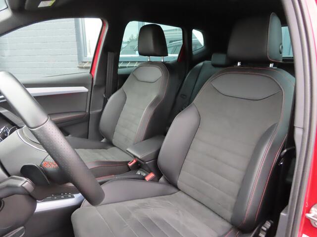 Seat Arona 1.0 TSI FR Business Connect DSG | alcantara bekleding | groot scherm | camera | full led |