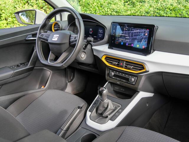 Seat Arona 1.0 TSI Style Business Intense | CAMERA | NAVIGATIE |