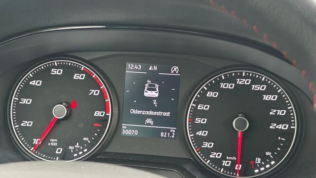 Seat Arona 1.0 TSI 95PK FR BUSINESS INTENSE - All Season banden - Prijs is all in.