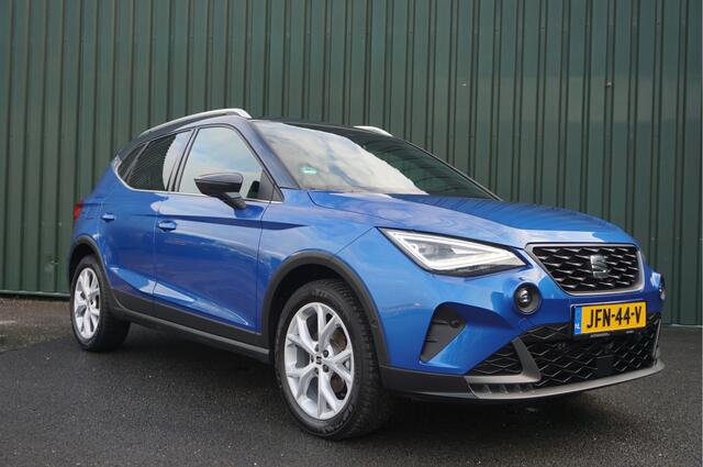 Seat Arona 1.0 EcoTSI FR 116pk Automaat Business + Camera/ Keyless/ Carplay/ LED/ Stoelverwarming/ Nieuwstaat!