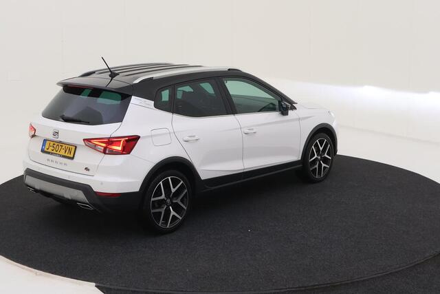 Seat Arona 1.0 TSI 115pk DSG FR Business Intense Plus Camera Winterpakket Alcantara Virtual Cockpit