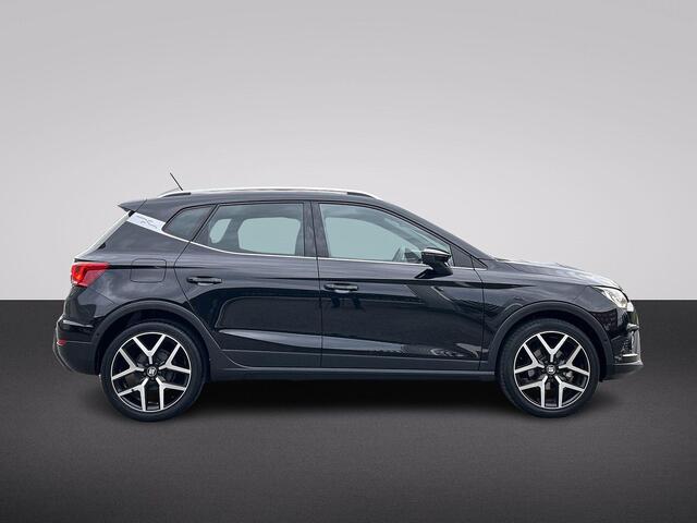 Seat Arona 1.0 TSI FR Business Intense | Keyless | Carplay | Climate Control | Stoelverwarming | Achteruitrijcamera |