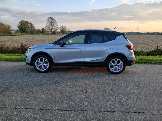 Seat Arona 1.0 TSI FR DSG-7 Business Connect + Camera + Trekhaak