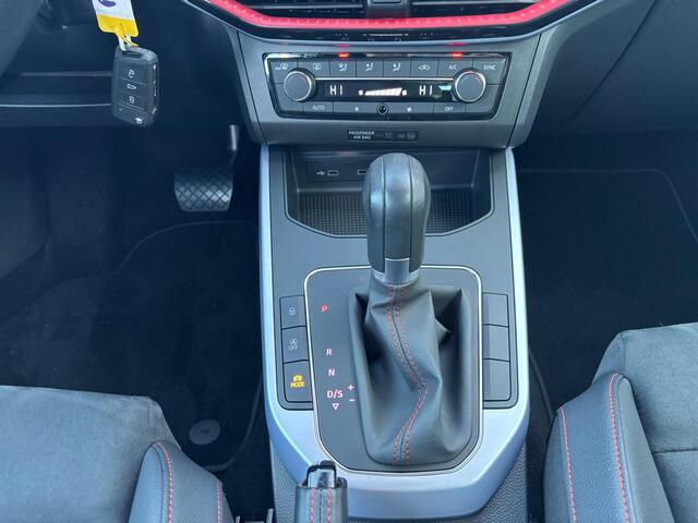 Seat Arona 1.0 TSI FR Business Intense | TREKHAAK | NAVI | 18 INCH | 1 JAAR GARANTIE |