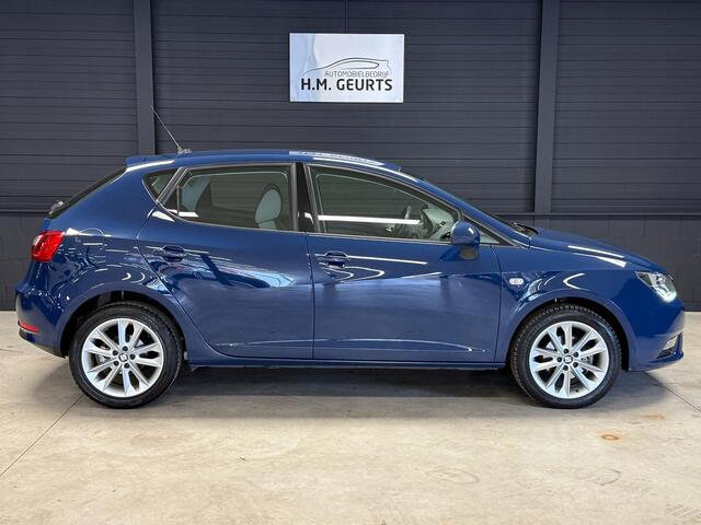 Seat IBIZA 1.4 TDI Style Connect Navi Airco Cruise Lm Velgen Zeer Net!