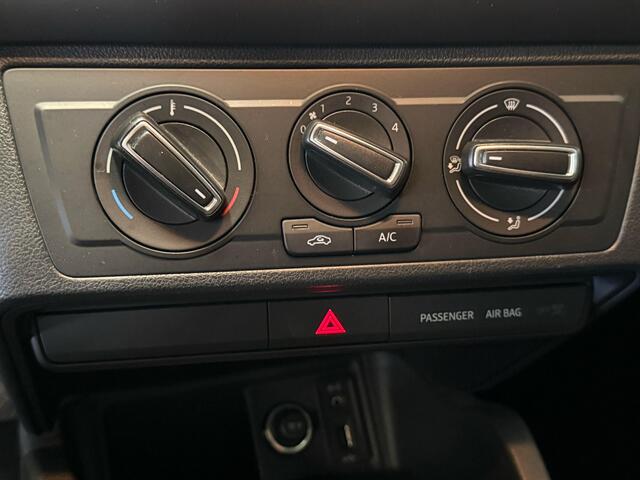 Seat IBIZA 1.4 TDI Style Connect Navi Airco Cruise Lm Velgen Zeer Net!