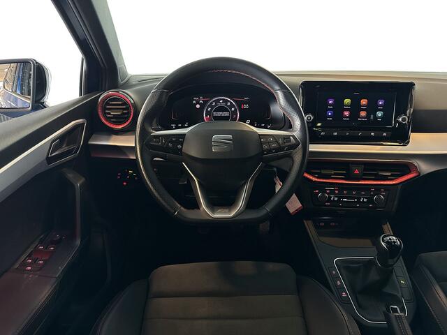 Seat IBIZA 1.0 95pk TSI FR / Apple CarPlay Android Auto / Parkeersensoren / Klimaaregeling / 17 inch lichtmetaal