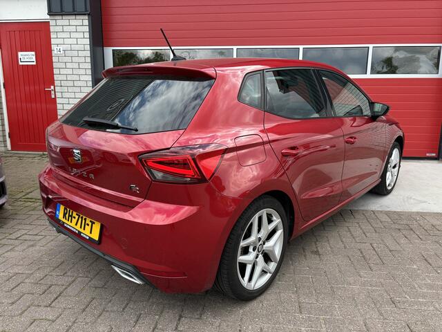 Seat IBIZA 1.0 TSI 116PK FR Business Intense BEATS AUDIO / CAMERA / CARPLAY / NAVI / CLIMA / PDC / BLUETOOTH / ACC / NL-AUTO