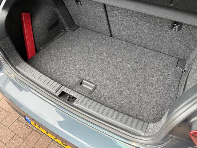 Seat IBIZA 1.0 TSi DSG 110pk FR Business Intense Plus CAMERA/NAVI/CARPLAY/CRUISE/PDC/STOELVERWARMING