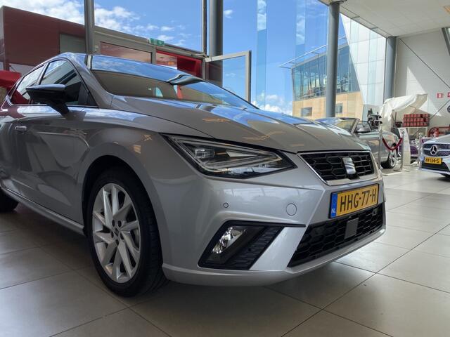 Seat IBIZA 1.0 EcoTSI FR Business Connect,Automaat/Keyless/Uniek!!/Lage kilometerstand!/Stoelverwarming/Virtual cockpit/Sfeerverlichting/Climate control/Cruise control Adaptief/Spraakbediening,LED koplampen/Apple carplay/Parkeersensoren V&A/Lane assist/Bluetooth/DAB