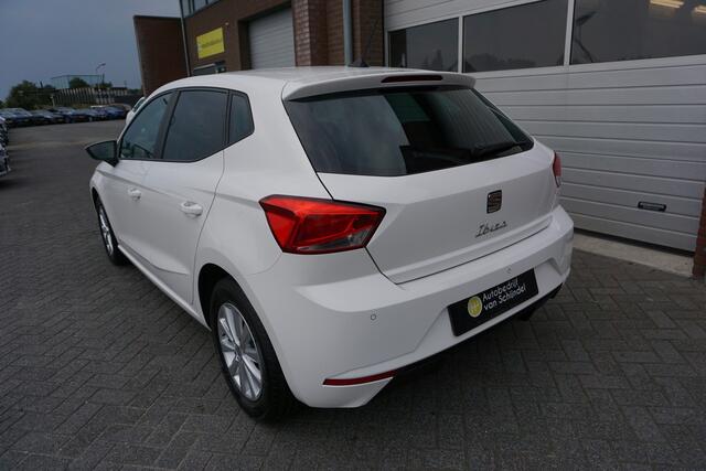 Seat IBIZA 1.0 TSI FR 110PK STYLE - CAMERA - PDC V+A - APPLE CARPLAY/ANDROID - ADAPT. CRUISE- STOELVERWARMING - DAB+ - LANE ASSIST - L.M. VELGEN - PRIVACYGLAS - BLUETOOTH DEALER ONDERHOUDEN - PERFECTE STAAT