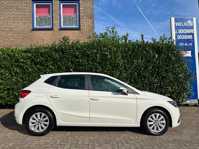 Seat IBIZA 1.0 MPI Style Climate C, Cruise C, Navigatie, Lmv!!!!