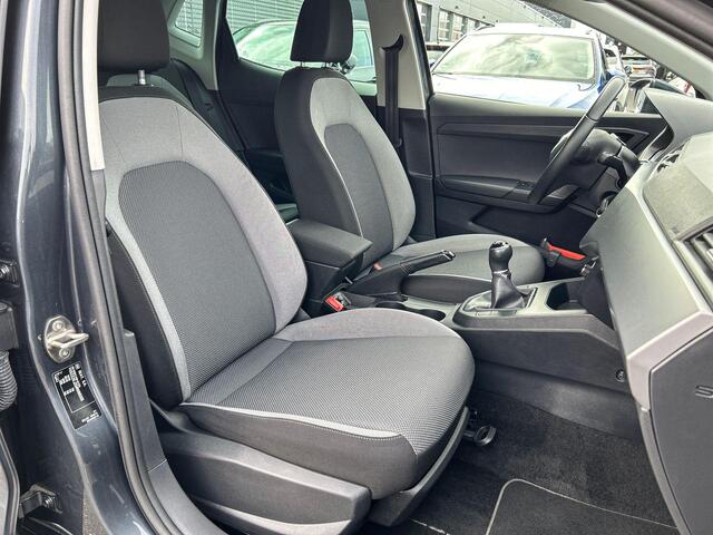 Seat IBIZA 1.0 TSI Style Business Intense 95pk | Parkeercamera | Navigatie | Lichtmetalen velgen | Cruise controle