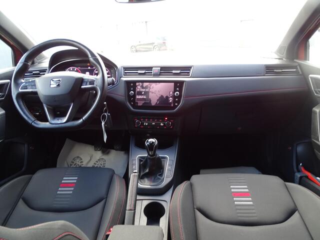 Seat IBIZA 1.0 TSI FR Business Intense FR-UITVOERING | PANORAMADAK | LED PAKKET | NAVIGATIE | VIRTUAL DISPLAY | PARKEERSENSOREN | CRUISE CONTROL | DAB RADIO |