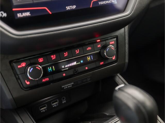 Seat IBIZA 1.0 TSI Xcellence Sport Automaat (APPLE CARPLAY, GROOT NAVI, CLIMATE, KEYLESS, CAMERA, STOELVERWARMING, SPORTSTOELEN, LED KOPLAMPEN, ADAPTIVE CRUISE, GETINT GLAS, ZWART HEMEL, NIEUWE APK, NIEUWSTAAT)