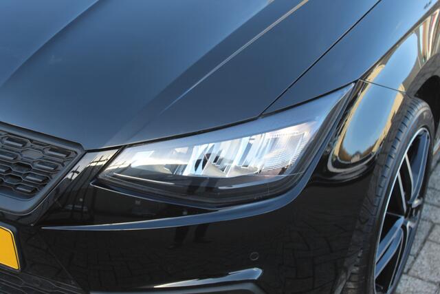 Seat IBIZA 1.0 EcoTSI Style Business Connect App connect/Stoelverwarming/Climate control/Digi dash/Parkeersensoren v+a/Licht metalen velgen/Cruise control/Bluetooth/Privacy glass