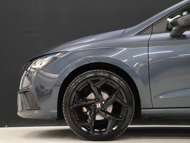 Seat IBIZA 1.0 EcoTSI Style Business Intense [APPLE CARPLAY, PDC V+A, CRUISE CONTROL, STOELVERWARMING, AUTOMATISCHE AIRCO, NAVIGATIE, NIEUWSTAAT]