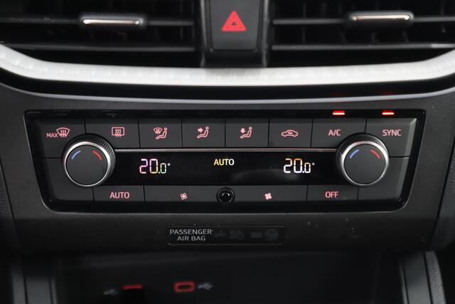 Seat IBIZA 1.0 EcoTSI Style 95PK NAP Full LED Carplay Android Draadloos 15 inch LMV Rijstrooksensor Parkeersensor Climate Cruise Control