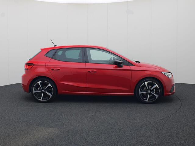 Seat IBIZA 1.0 EcoTS 110pk DSG FR Business Intense · Navigatie · Apple/Android Car Play · Camera + Parkeersensoren · Clima · Stoelverwarming ·
