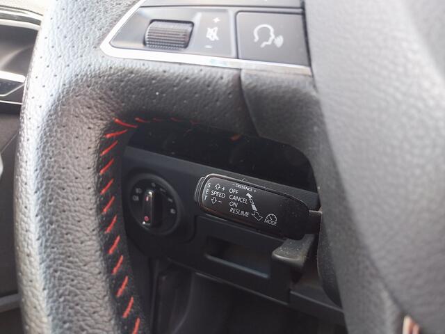 Seat IBIZA 1.0 TSI FR Business Intense ADAPT CRUISE CAMERA LED NAVI ECC TREKHAAK