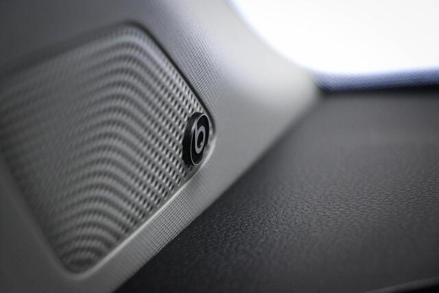 Seat IBIZA 1.0 TSI FR Business Intense | UPGRADE BEATS / EXCLUSIVE- PACK | PANORAMADAK | LED | STOELVERWARMING | DAB | CAMERA