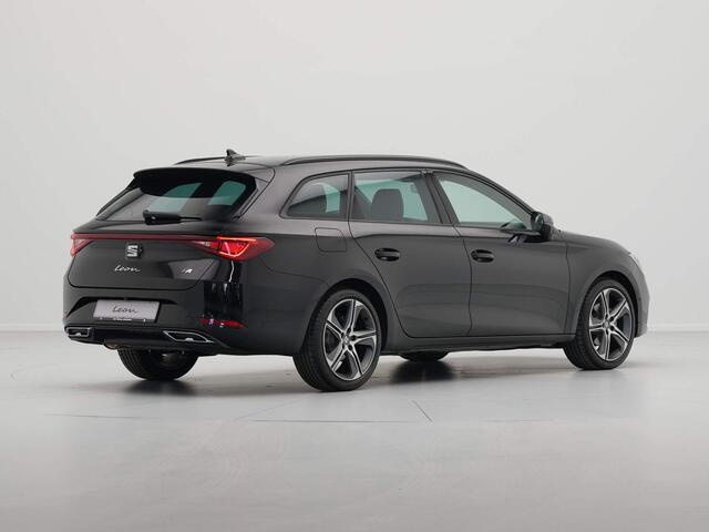 Seat LEON Sportstourer 1.5 eTSI FR Business Intense