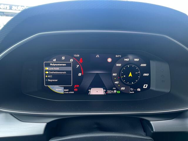 Seat LEON 1.5 eTSI FR Business Intense / Navigatie / 17'' LMV /