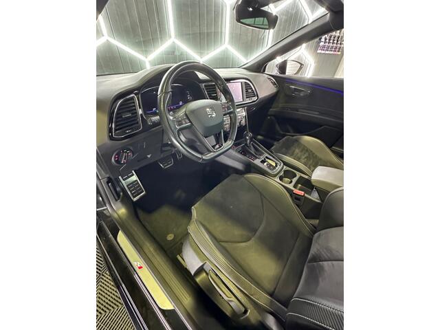 Seat LEON Cupra CARBON EDITION 4 Drive PANO BEATS BREMBO 2.0 TSI 1 of 300