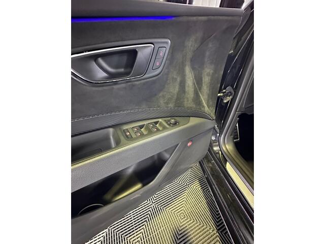 Seat LEON Cupra CARBON EDITION 4 Drive PANO BEATS BREMBO 2.0 TSI 1 of 300