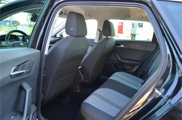 Seat LEON Sportstourer 1.5 TSI Virtual cockpit | Carplay | Adaptive cruise | LMV |