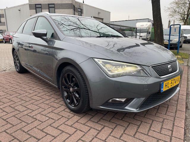 Seat LEON ST 1.0 EcoTSI Style Connect+ Airco/ECC,Cruisecontrol,Navigatie,Camera
