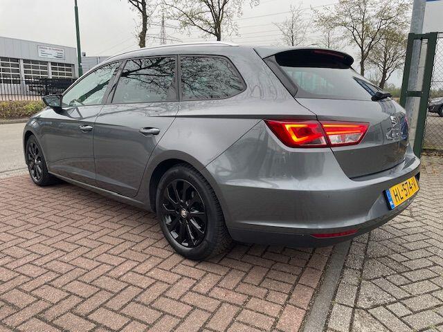 Seat LEON ST 1.0 EcoTSI Style Connect+ Airco/ECC,Cruisecontrol,Navigatie,Camera