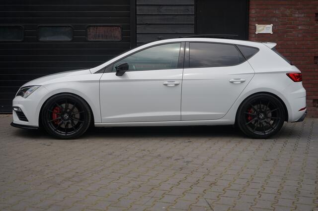 Seat LEON 2.0 TSI Cupra 300 Pano/Beats/DCC/DSG
