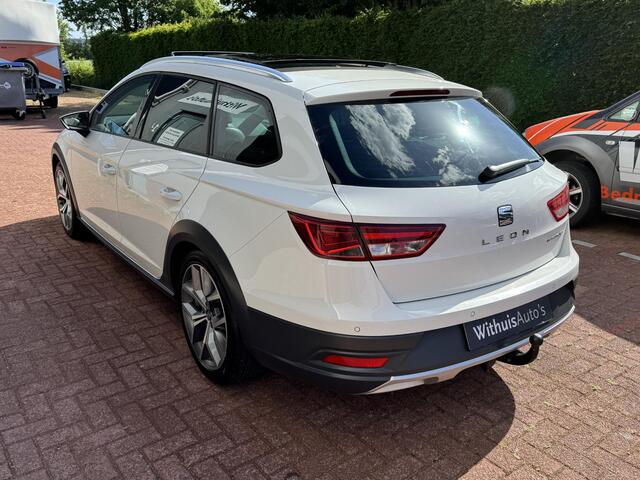 Seat LEON 1.4 TSI X-perience Full Link Panoramadak Trekhaak