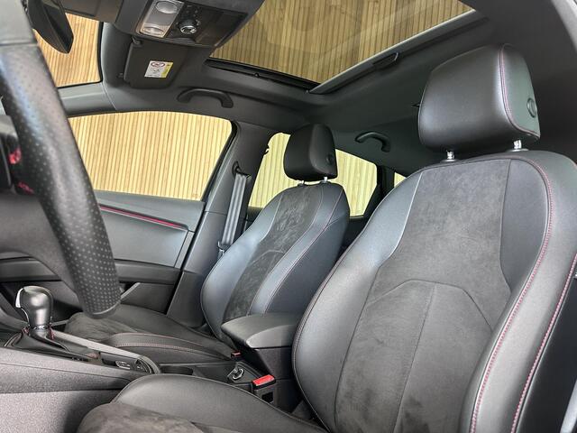 Seat LEON 1.5 TSI FR Ultimate Edition Black Pano | Digital 1.5 TSI FR Ultimate Edition Black