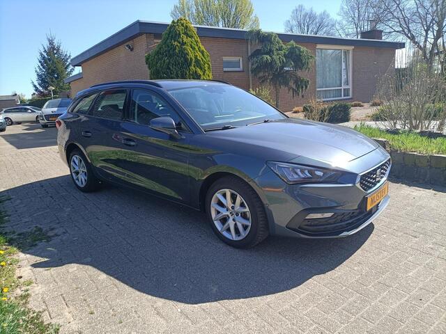 Seat LEON SPORTSTOURER 1.5 TSI Style Business Intense, Navi, Cruise